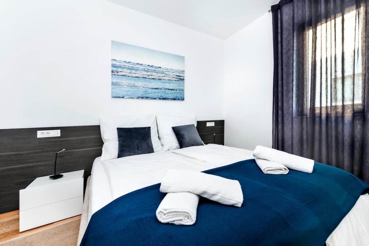Sunny Day - Apartment With Parking Rovinj Eksteriør bilde