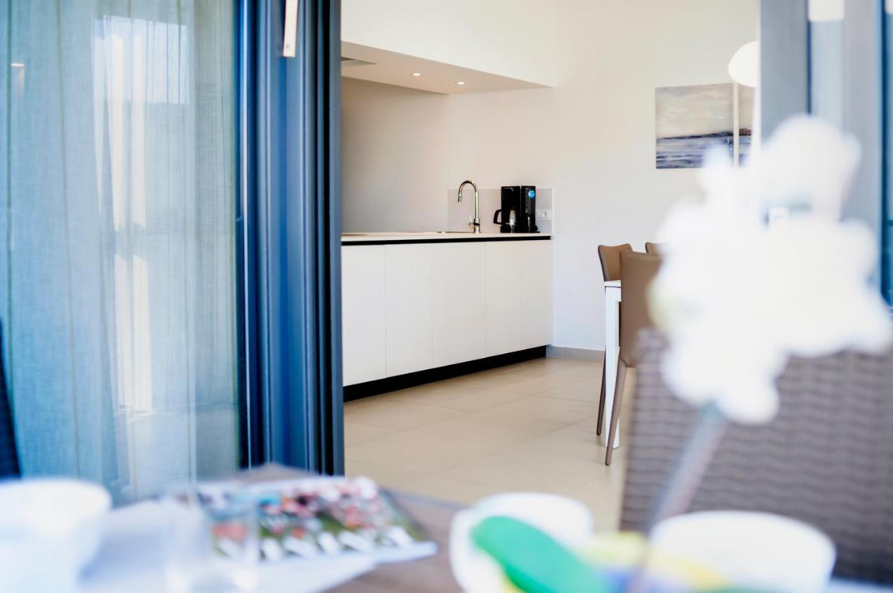 Sunny Day - Apartment With Parking Rovinj Eksteriør bilde